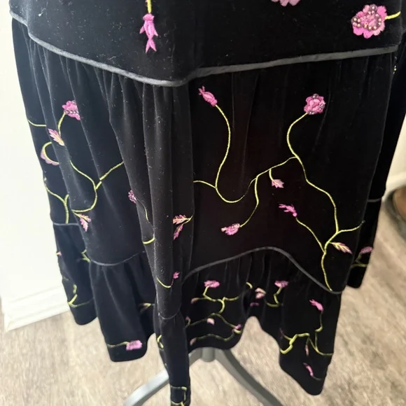 Vintage Betsey Johnson New York Rare 90s Fairy Velvet Midi Dress Floral 10 is available for purchase on au PAY Market - Imported Goods Online Store Co.Ltd. | au PAY Market - Vintage Betsey Johnson New York Rare 90s Fairy Velvet Midi Dress Floral 10 is available for purchase on au PAY Market - Imported Goods Online Store Co.Ltd. | au PAY Market -